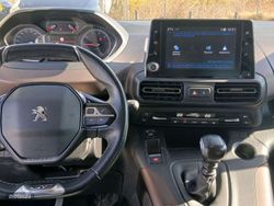 Peugeot Rifter GT BlueHDi 130 S&amp;S 6 Vel. MAN 7 plazas Long - Miniatura 11