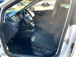Seat Ibiza 1.4cc Reference Sport - Miniatura 6