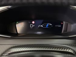 Peugeot 2008 Allure Hybrid 1.2 145CV eDCS6 MHEV - Miniatura 11