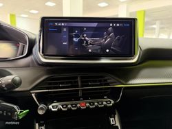Peugeot 2008 Allure Hybrid 1.2 145CV eDCS6 MHEV - Miniatura 18