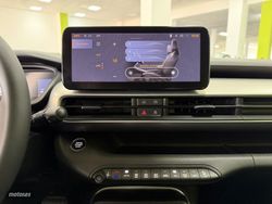 Jeep Avenger Altitude eHybrid 1.2 100CV eDCS6 MHEV - Miniatura 18