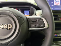 Jeep Avenger Altitude eHybrid 1.2 100CV eDCS6 MHEV - Miniatura 20