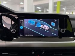 Volkswagen Golf 2.0 TDI 115CV - Miniatura 12
