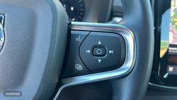 Volvo XC40 XC40 Plus, B3 Mild hybrid, Gasolina, Dark - Miniatura 22