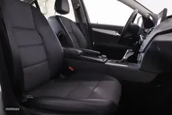 Mercedes Clase C C220 CDI AVANTGARDE AUTO 170CV 4P # NAVI,PARKTORNIC - Miniatura 20