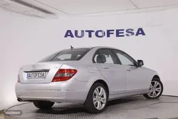 Mercedes Clase C C220 CDI AVANTGARDE AUTO 170CV 4P # NAVI,PARKTORNIC - Miniatura 5