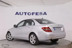 Mercedes Clase C C220 CDI AVANTGARDE AUTO 170CV 4P # NAVI,PARKTORNIC - Miniatura 7