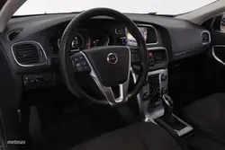 Volvo V 40 CROSS COUNTRY 1.5 T3 OVERSTA EDITION AUTO 152CV 5P # NAVI,PARKTRONIC,CAMARA TRASERA - Miniatura 12