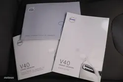 Volvo V 40 CROSS COUNTRY 1.5 T3 OVERSTA EDITION AUTO 152CV 5P # NAVI,PARKTRONIC,CAMARA TRASERA - Miniatura 24