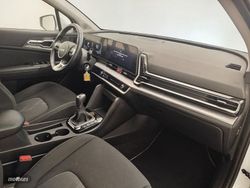 Kia Sportage 1.6 T-GDi MHEV Drive 160CV 4X2 - Miniatura 5