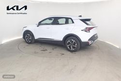 Kia Sportage 1.6 T-GDi MHEV Drive 160CV 4X2 - Miniatura 9