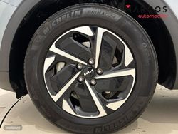 Kia Sportage 1.6 T-GDi HEV Drive 4X2 - Miniatura 11