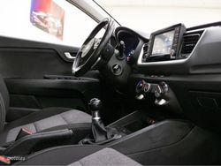 Kia Stonic 1.2 CVVT 62kW (84CV) Concept Eco-Dynam - Miniatura 6