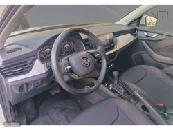 Skoda Kamiq 1.0 TSI 81kW (110CV) DSG Ambition - Miniatura 13