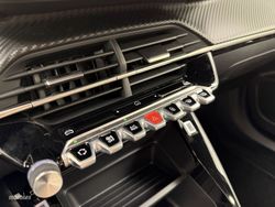 Peugeot 2008 N Allure Hybrid 145 eDCS6 - Miniatura 32