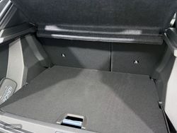 Peugeot 2008 N Allure Hybrid 145 eDCS6 - Miniatura 35