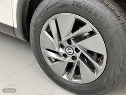 Nissan Qashqai DIG-T 140 mHEV Acenta 4x2 103 kW (140 CV) - Miniatura 23