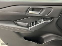 Nissan Qashqai DIG-T 140 mHEV Acenta 4x2 103 kW (140 CV) - Miniatura 6