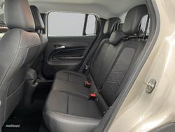 Jeep Avenger 1.2 G 74kW (100CV) Altitude - Miniatura 11