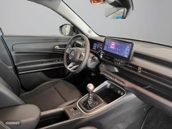 Jeep Avenger 1.2 G 74kW (100CV) Altitude - Miniatura 14