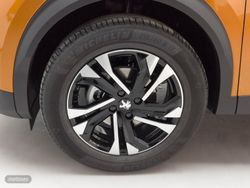 Peugeot 2008 Allure Pack Gasolina 130 S&S 6 Vel. MAN - Miniatura 6