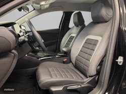 Citroen C4 Hybrid 145 ë-DCS6 Plus - Miniatura 13