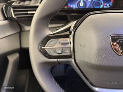 Peugeot 308 5P Allure Hybrid MHEV 145 e-DCS6 - Miniatura 15