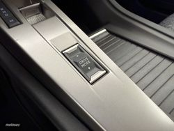 Peugeot 308 5P Allure Hybrid MHEV 145 e-DCS6 - Miniatura 27