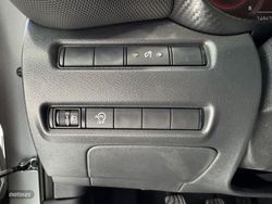 Nissan Juke DIG-T 84 kW (114 CV) 6MT N-Connecta - Miniatura 24
