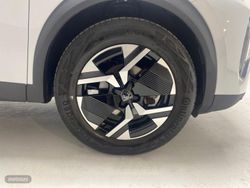 Peugeot 2008 Allure Gasolina 130 S&S EAT8 - Miniatura 9