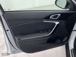 Kia XCeed 1.5 MHEV iMT Emotion 118 kW (160 CV) - Miniatura 6