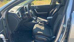Kia XCeed 1.0 T-GDI DRIVE 120 5P - Miniatura 11