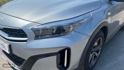 Kia XCeed 1.0 T-GDI DRIVE 120 5P - Miniatura 18