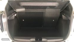 Fiat Grande Panda 1.2 MHEV DCT ICON 100 5P - Miniatura 9
