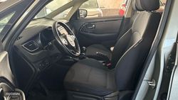 Kia Carens 1.7 CRDI VGT CONCEPT ECO-DYNAMICS 115 5P - Miniatura 11