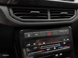 Volkswagen T-Cross 1.0 TSI 115CV Mas DSG - Miniatura 12