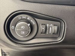 Jeep Renegade 1.0 Gasolina 88 kW (120 CV) Limited - Miniatura 13