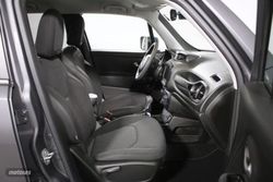 Jeep Renegade 1.3 G 110KW NIGHT EAGLE FWD DDCT 5P - Miniatura 5
