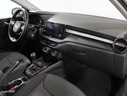 Skoda Fabia 1.0 MPI 59KW AMBITION 5P - Miniatura 17