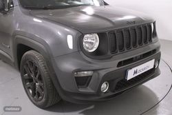 Jeep Renegade 1.3 G 110KW NIGHT EAGLE FWD DDCT 5P - Miniatura 16
