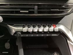 Peugeot 5008 1.2 PURETECH 96KW S&S ALLURE 5P 7 Plazas - Miniatura 7