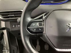 Peugeot 5008 1.2 PURETECH 96KW S&S ALLURE 5P 7 Plazas - Miniatura 8