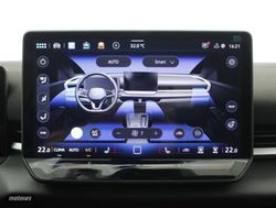 Volkswagen T-Roc 1.5 ETSI MHEV 110KW DSG R-LINE 5P - Miniatura 11