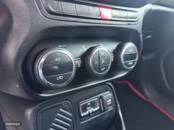 Jeep Renegade 1.6 Mjet Limited 4x2 - Miniatura 11