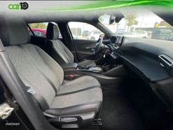 Peugeot 2008 Allure Puretech 130 S&S EAT8 - Miniatura 16