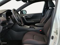 Toyota RAV 4 2.5l PLUG-IN 300PH (e-CVT) Advance - Miniatura 12