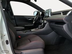 Toyota RAV 4 2.5l PLUG-IN 300PH (e-CVT) Advance - Miniatura 6