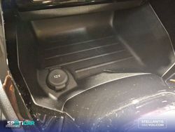 Peugeot 208 HYBRID 110 eDCS6 Allure - Miniatura 21
