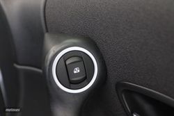 Renault Laguna Confort Expression 1.6 16V - Miniatura 26