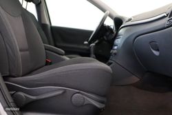 Renault Laguna Confort Expression 1.6 16V - Miniatura 29